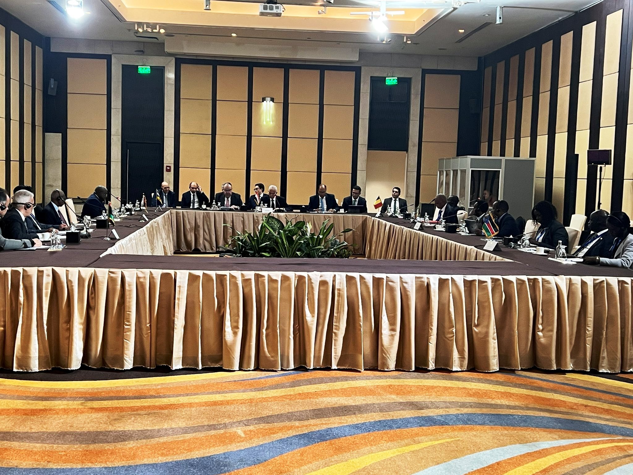 الإتحاد الأفريقى يطالب السودانيين بالعودة إلى طاولة المفاوضات