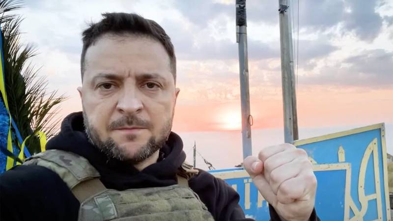 الرئيس الأوكرانى.. فى جزيرة الثعبان