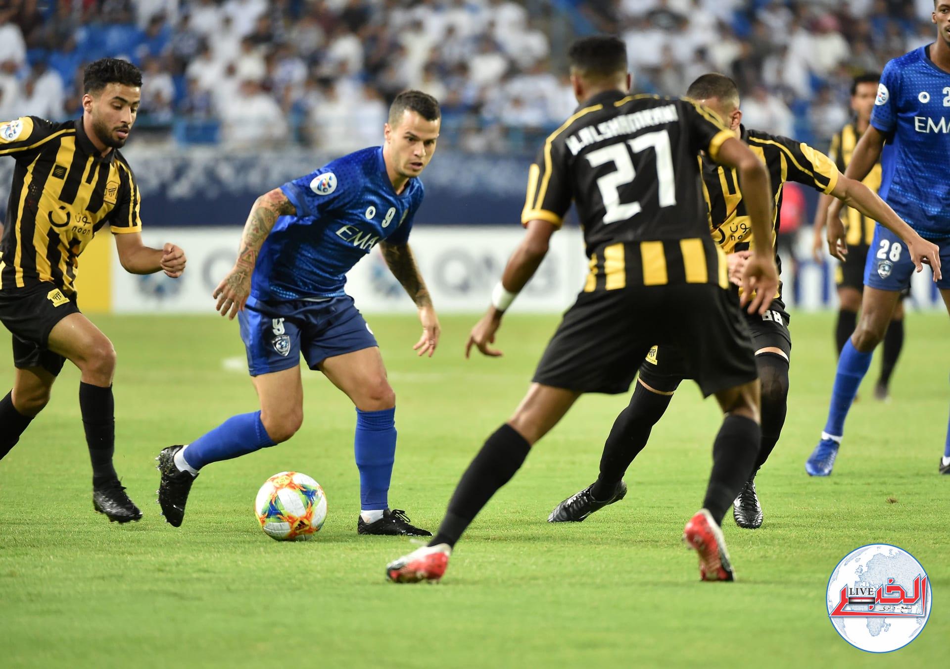 ما هي القنوات الناقلة لمباراة الهلال والاتحاد في البطولة العربية للأندية 2023 ؟