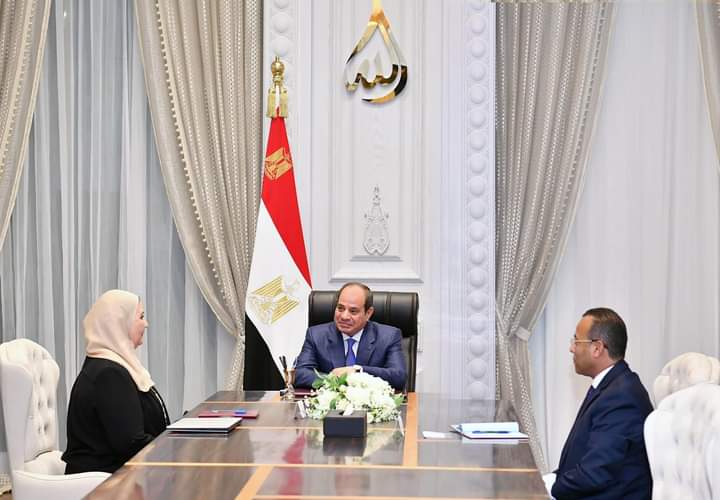 الرئيس يوجه بتقديم كافة أوجه الدعم لأصحاب الحرف التراثية