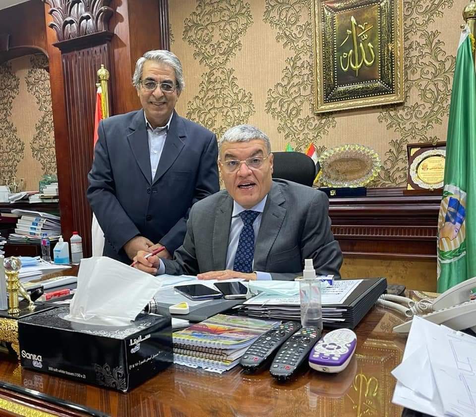 النزول بالحد الأدنى للقبول بالثانوى العام إلى 215 درجة 