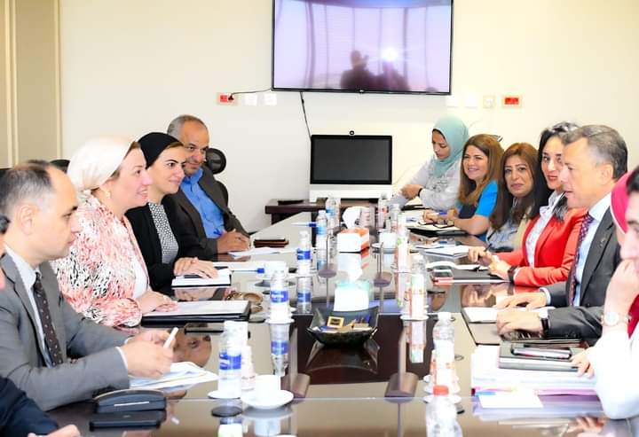 تعزيز التعاون المشترك بين البيئة والسياحة