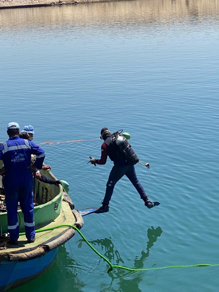 العثور على جثة السيد موسى..فى حادث غرق القاطرة فهد