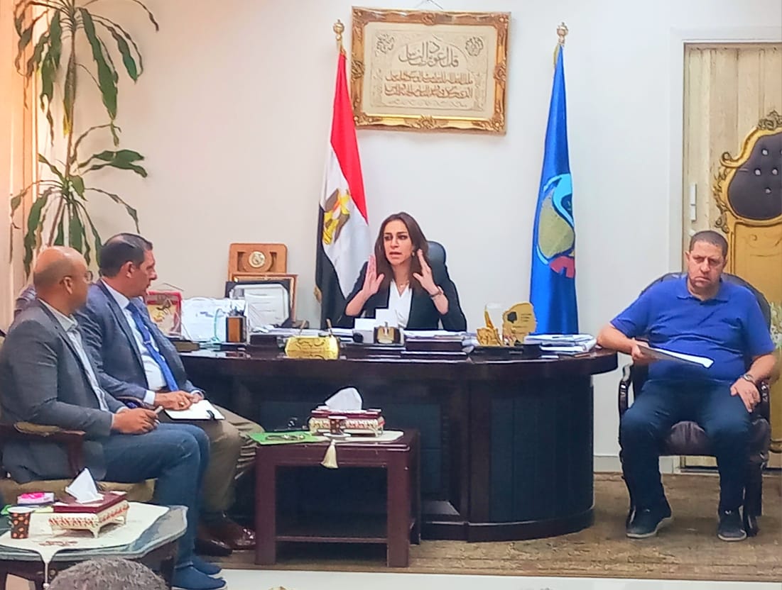 بلبع بحثت جهود الإرتقاء بمنظومة الزراعة ودفع العمل بتطهير الترع