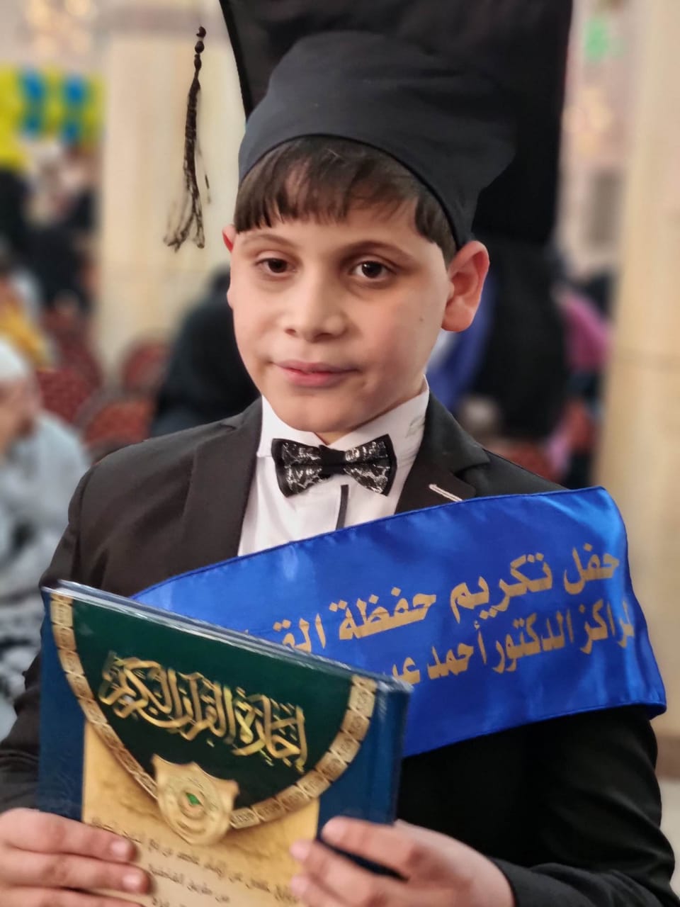 طفل كفر الشيخ ..كفيف يرى بنور النبى