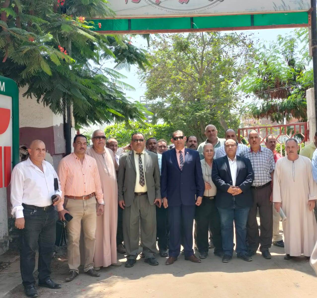 وكيل وزارة الزراعة بالبحيرة يتفقد إدارة كوم حمادة 