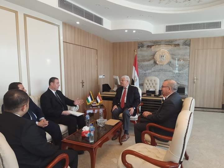 وزير التعليم العالى بحث مع سفير فلسطين تعزيز التعاون المُشترك