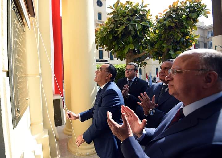 مدبولى يشهد التشغيل التجريبى للشبكة الوطنية للطوارئ والسلامة العامة بمحافظة القاهرة