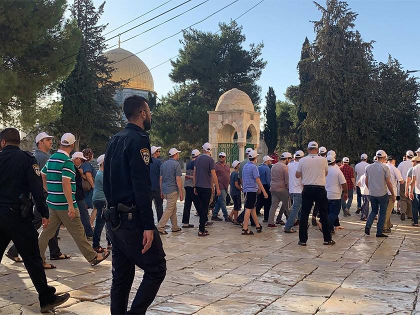 المستوطنون يقتحمون الأقصى .. تحت حماية شرطة الاحتلال الإسرائيلي