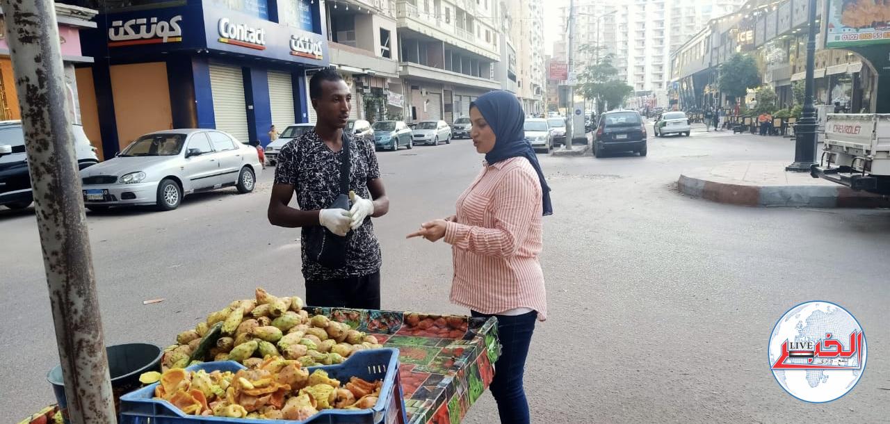 «الصعايدة» يغزون البحيرة .. بالتين الشوكي !