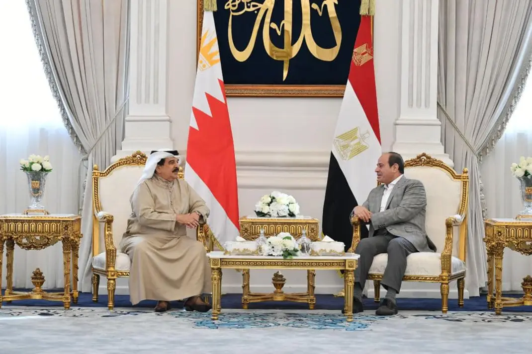 الرئيس بحث مع عاهل البحرين..التطورات الإقليمية والدولية