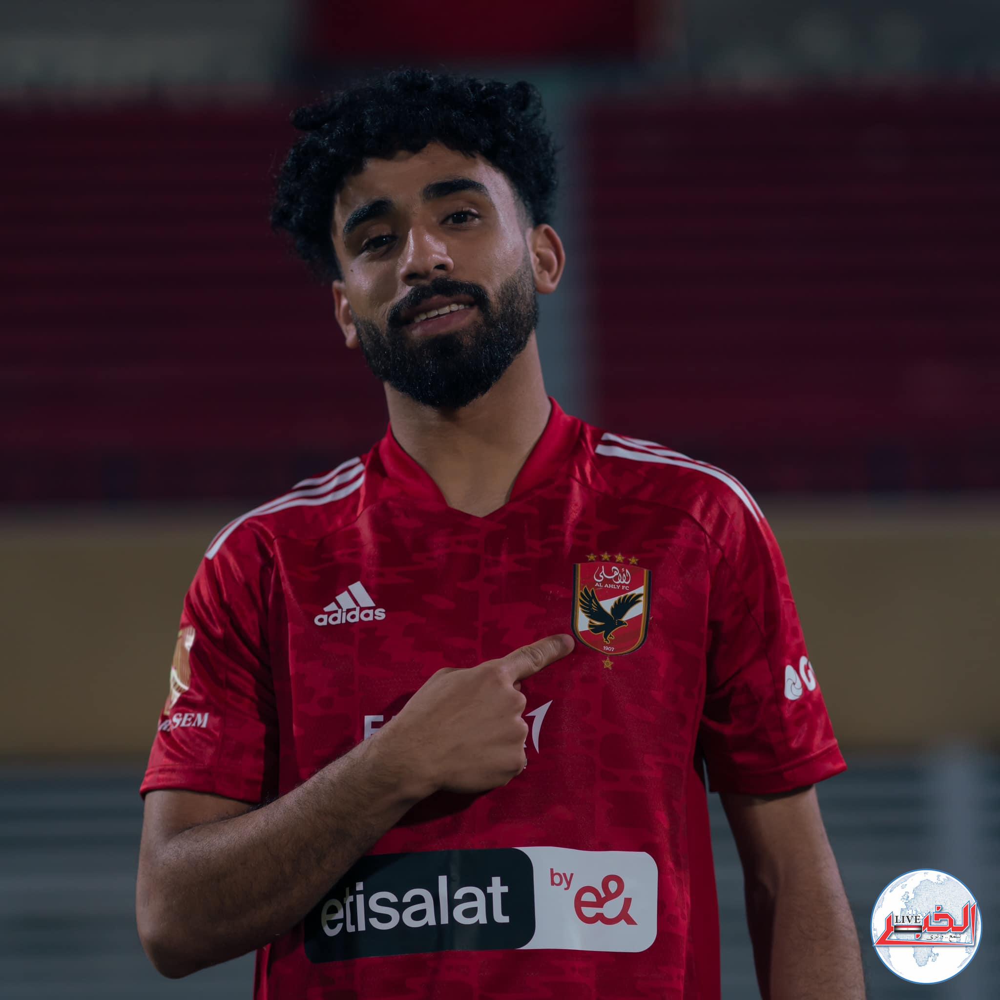 مروان عطية أفضل لاعب وسط في مصر خلال حفل MEFA