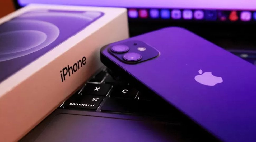 «آبل» تعتزم تحديث «آيفون 12».. لتهدئة مخاوف فرنسا من مستويات الإشعاع