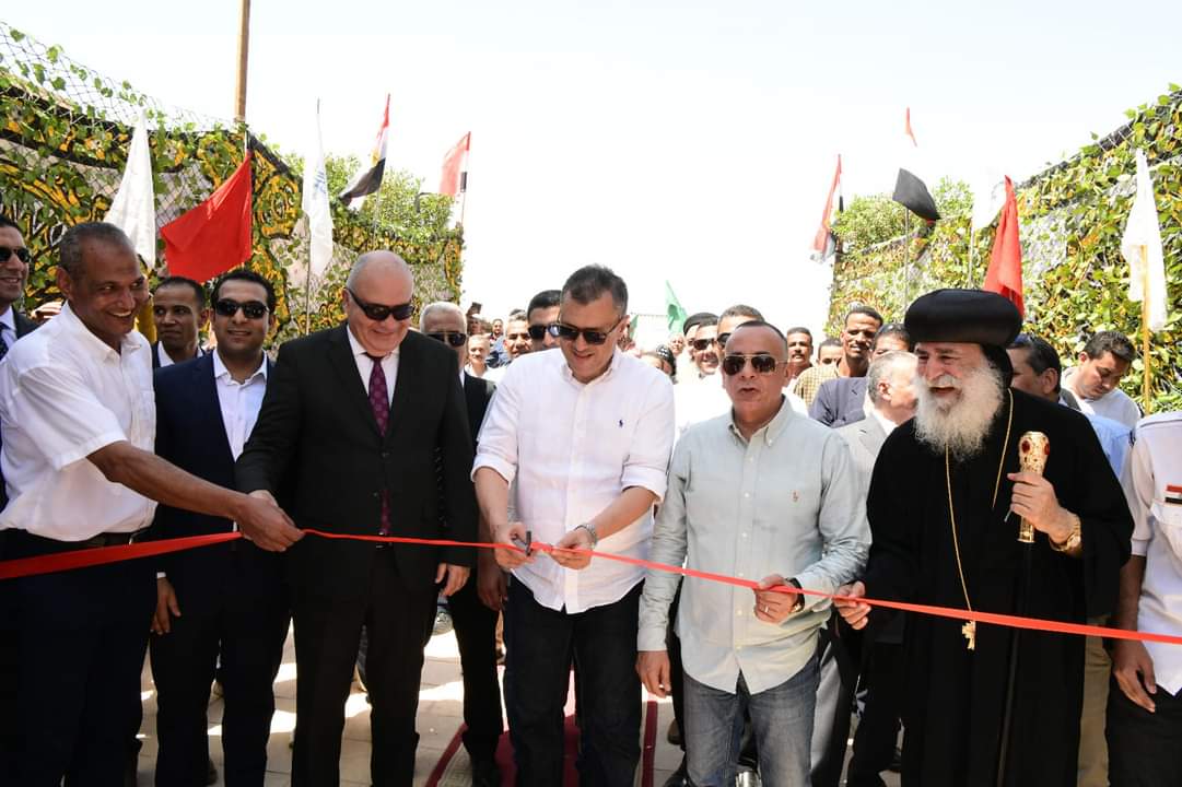 وزير السياحة يفتتح عدداً من المواقع الأثرية بقنا والأقصر