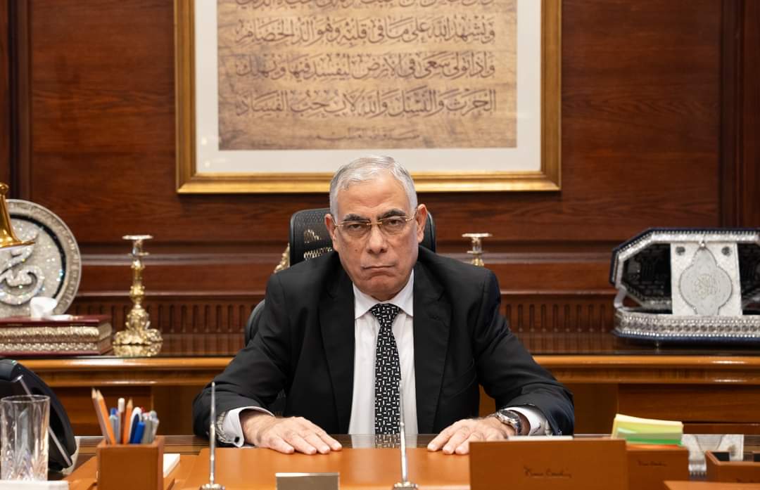 النائب العام الجديد: حُسن معاملة المواطنين وصون كرامتهم ورعاية مصالحهم