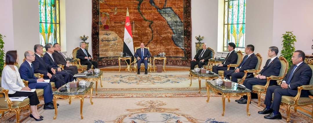 الرئيس يشيد بتميز التجربة التنموية الصينية