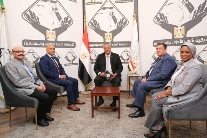 يجب النظر فى القوانين التى تعيق عمل الصحفيين..وضمان حرية الرأى والتعبير