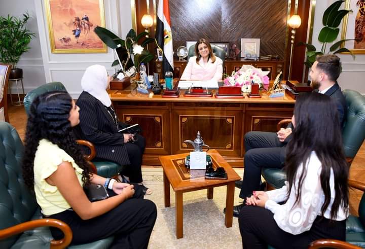 وزيرة الهجرة تعلن فتح باب التسجيل لشباب المصريين بالخارج كسفراء جدد لمركز "ميدسى"