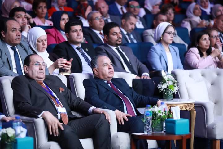 وزيرا الصحة والمالية يشاركان في جلسة نقاشية حول "التغطية الصحية الشاملة"