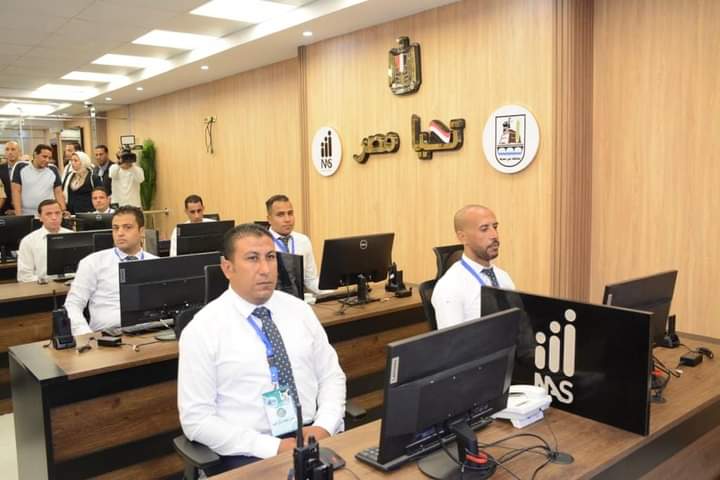 آمنة وغنيم يتفقدان مركز السيطرة الموحد للشبكة الوطنية للطوارئ والسلامة..ببنى سويف