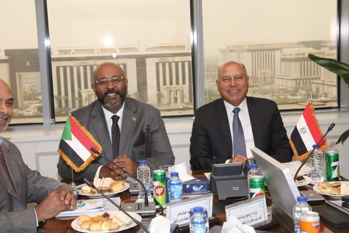الوزير : تطوير هيئة وادى النيل..نموذج للتعاون بين مصر والسودان