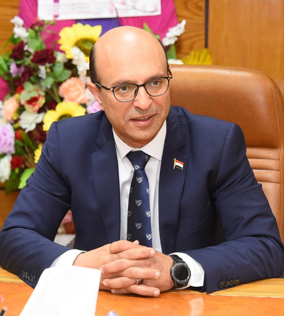 شهر مكافأة للعاملين فى جامعة أسيوط بمناسبة المولد النبوى الشريف