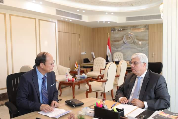دعم الشراكة وتبادل الخبرات بين الجامعات المصرية والصينية لتحقيق رؤية مصر 2030