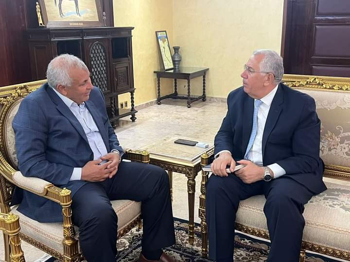 دعم وتشجيع الإستثمار فى المجالات الزراعية بالوادى الجديد