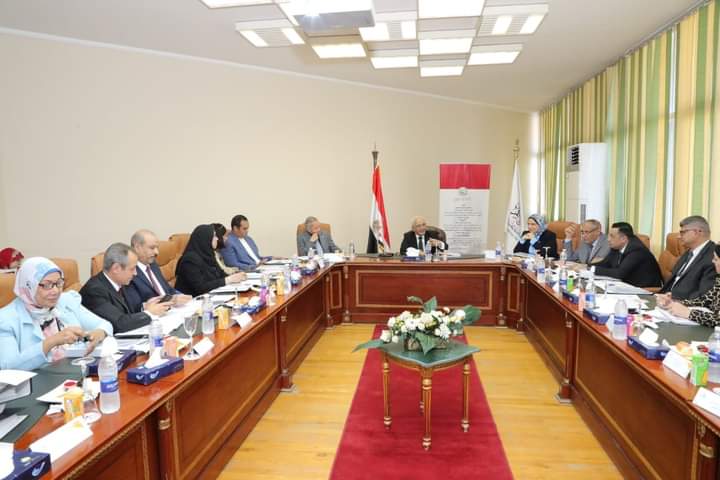 حجازى : وثيقة معايير المعلمين تواكب الميتافرس والتحول الرقمى والذكاء الاصطناعى