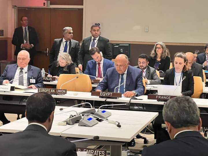 وزير الخارجية يترأس وفد مصر في إجتماع لجنة الاتصال لتنسيق المساعدات الدولية المقدمة للشعب الفلسطينى
