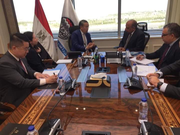 وزيرالمالية والخزانة بهونج كونج..يشيد بالخريطة الإستثمارية لوزارة قطاع الأعمال المصرية 