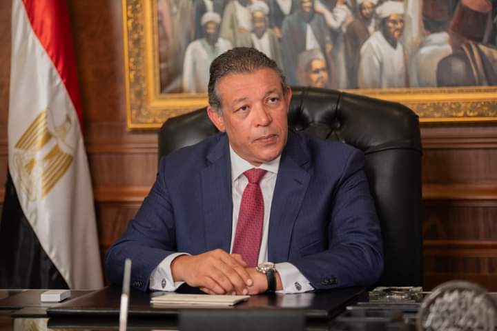 إستقالة حازم عمر المرشحين المحتمل لرئاسة الجمهورية من مجلس الشيوخ