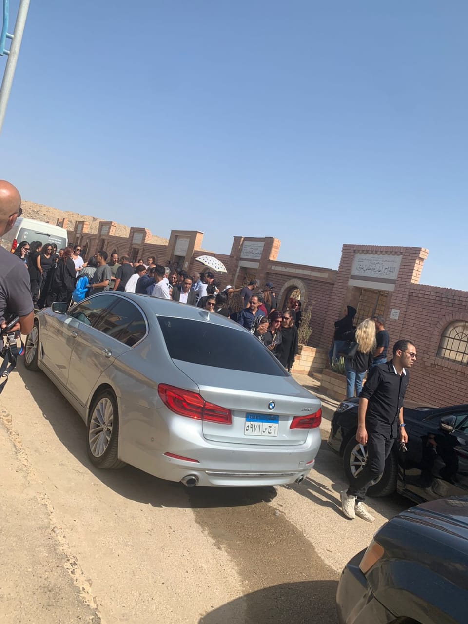 وفاة نجل مشيرة خطاب بعد أسبوعين من رحيل والده