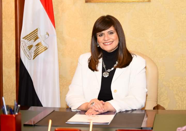 إطلاق استمارة الكترونية لتسجيل الأطباء المصريين بالخارج الراغبين فى دعم المنظومة الصحية بمصر