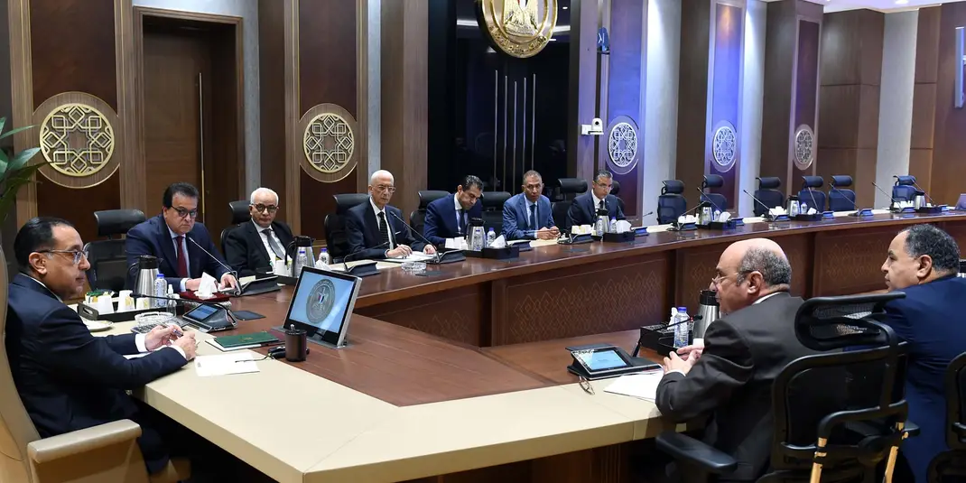 مدبولى : الحكومة ملتزمة بالمعاونة فى إجراء الانتخابات الرئاسية على الوجه الأمثل
