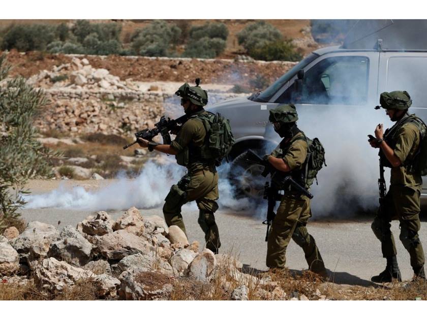 إصابة عدد من الفلسطينيين .. خلال مواجهات مع قوات الاحتلال