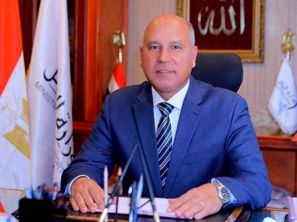الوزير : 12 كوبري على طريق القاهرة -الإسكندرية الزراعي