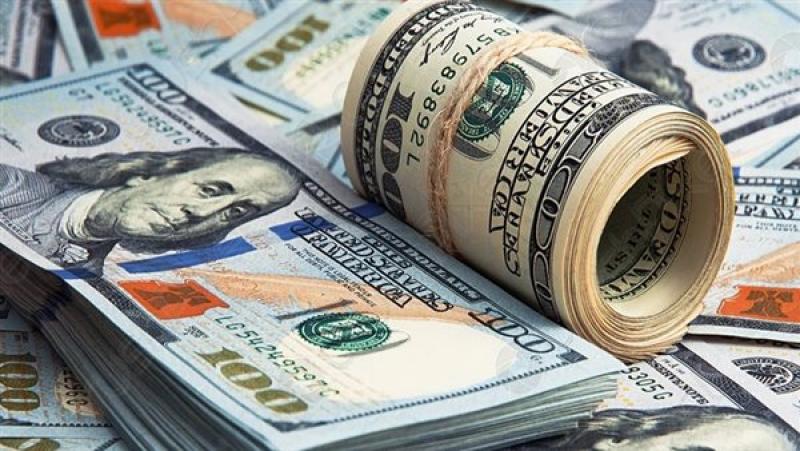 سعر الدولار والعملات الأجنبية .. في مستهل مستهل التعاملات الأسبوعية