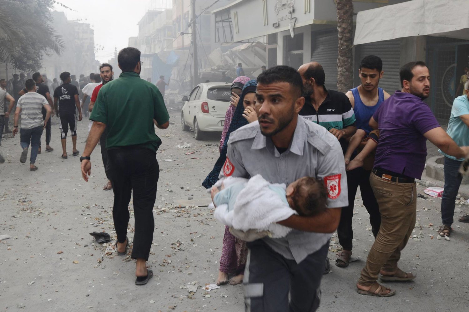 مسئول فلسطينى : غزة تواجه حرب إبادة جماعية لم تحدث منذ نكبة 1948