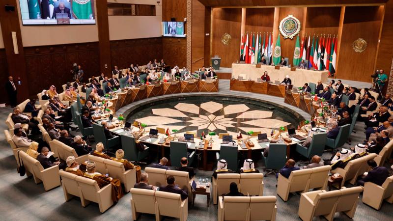 الجامعة العربية .. تشيد بقمة القاهرة للسلام وجهود الرئيس السيسي