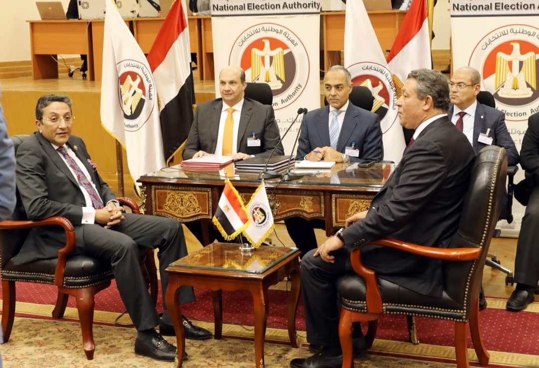 رئيس حزب الشعب الجمهورى يقدم أوراق ترشحه لرئاسة الجمهورية