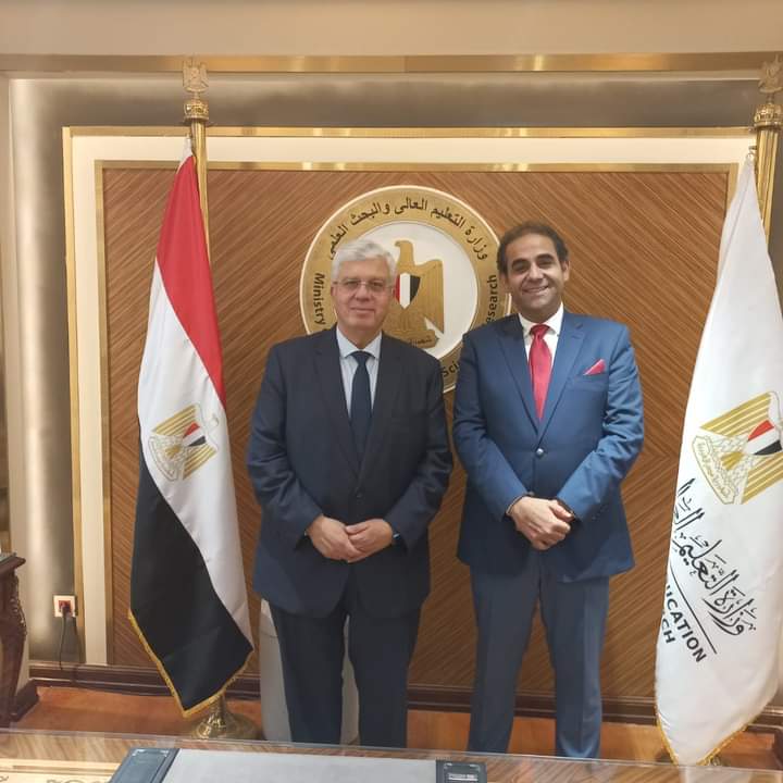 شريف صالح.. رئيسا لقطاع الشئون الثقافية والبعثات بوزارة التعليم العالى 