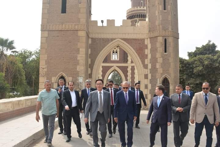 الهجان وسفير كازاخستان بالقاهرة ونائب منطقة أتيراو.. يتفقدون مسجد الظاهر بيبرس بقليوب