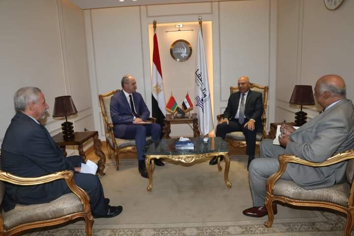 الوزير : مصر قاعدة صناعية كبرى لإنتاج كافة أنواع الأوتوبيسات