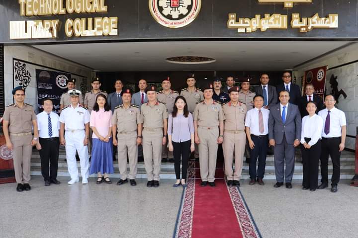 الكلية العسكرية التكنولوجية تستقبل وفداً من كلية بكين لتكنولوجيا المعلومات