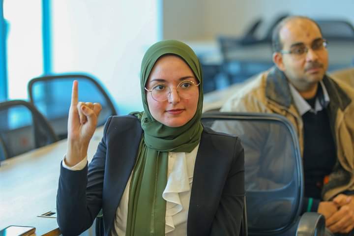 برامج تدريبية للعاملين بمكاتب البريد على لغة الإشارة وكيفية التعامل مع ذوى الهمم 