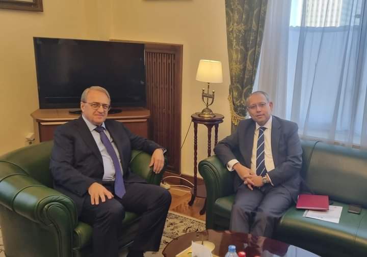 سفير مصر في موسكو يبحث تطورات الوضع في الأراضي الفلسطينية مع مبعوث الرئيس الروسى للشرق الأوسط