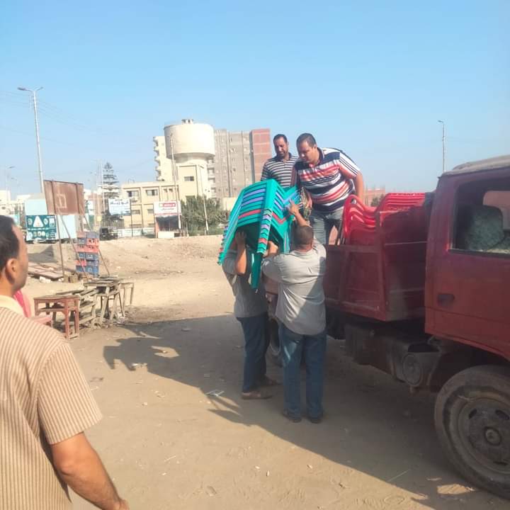 رفع 549 إشغال طريق فى حملات مكبرة بالبحيرة