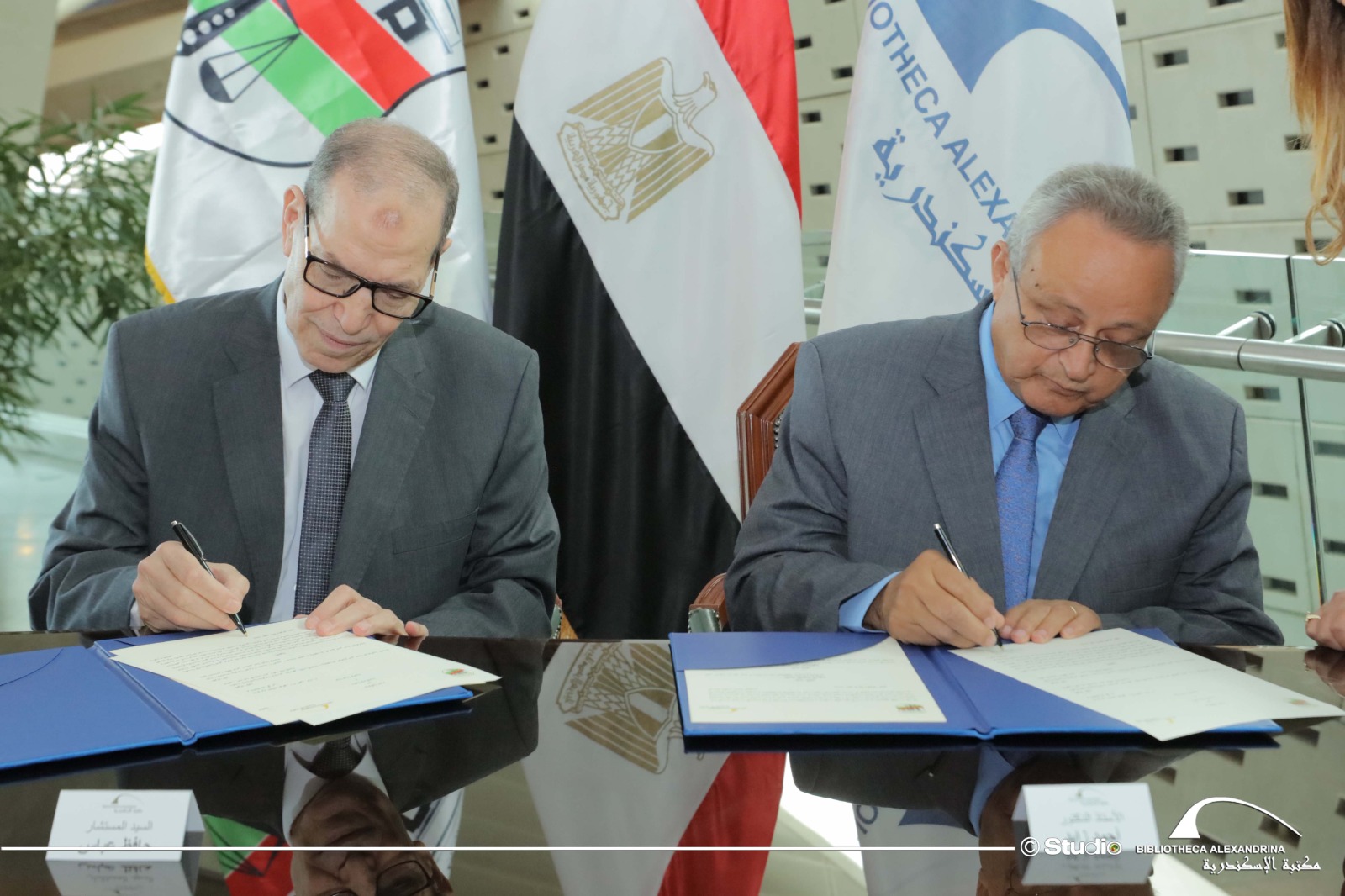 اتفاقية تعاون بين مكتبة الإسكندرية وهيئة النيابة الإدارية 