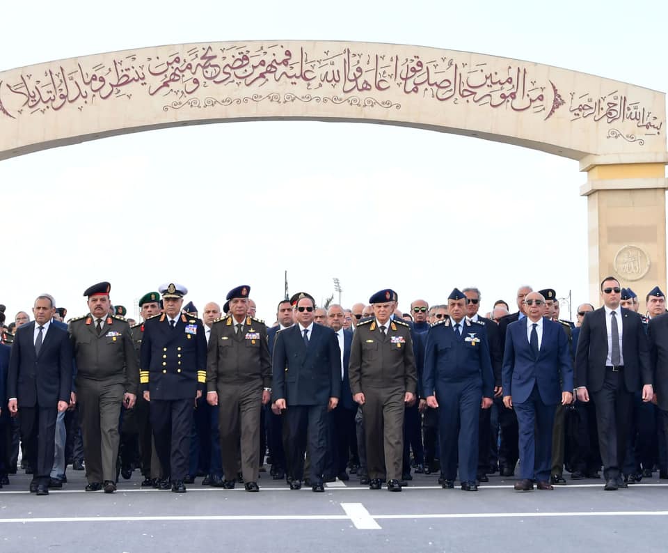 الرئيس السيسي .. يتقدم الجنازة العسكرية للواء محمد أمين نصر